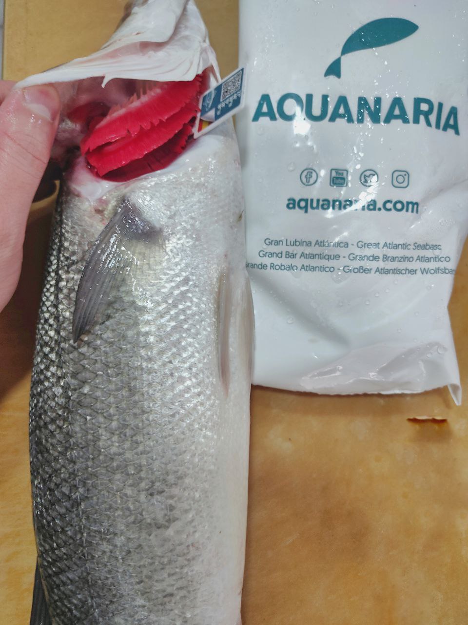 Lubina fresca nacional de Aquanaria